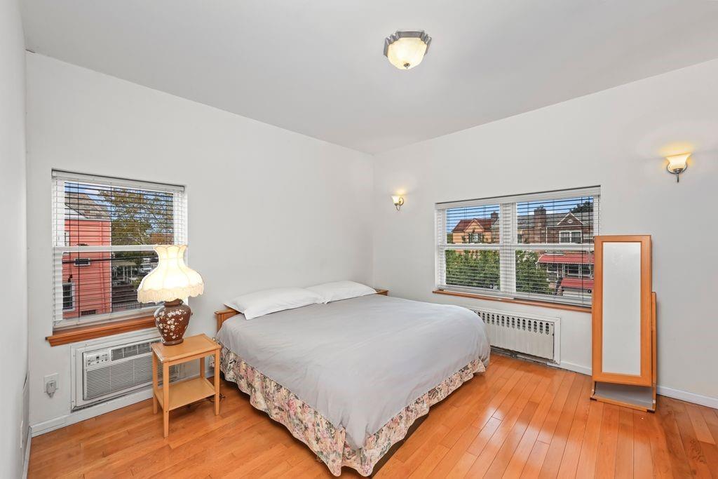 2136 East 28th Street, Brooklyn, New York, 11229 image 13