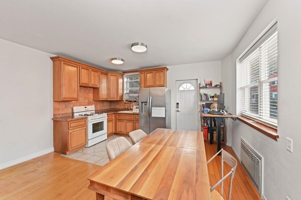 2136 East 28th Street, Brooklyn, New York, 11229 image 7