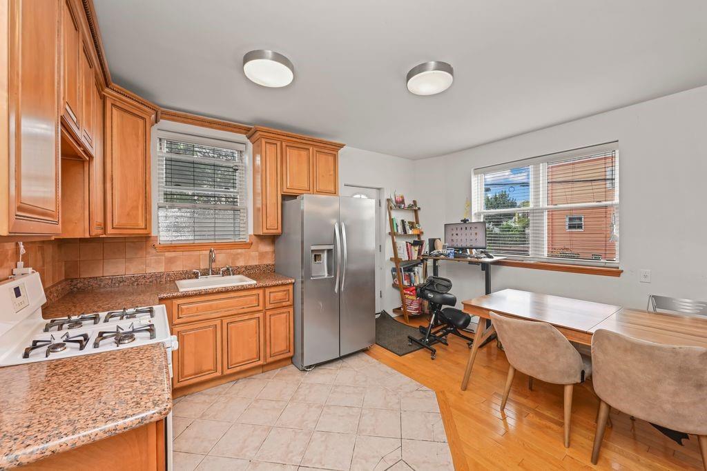 2136 East 28th Street, Brooklyn, New York, 11229 image 8