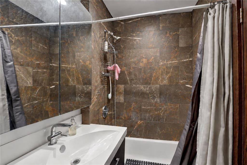 8514 Avenue J, Brooklyn, New York, 11236 image 13