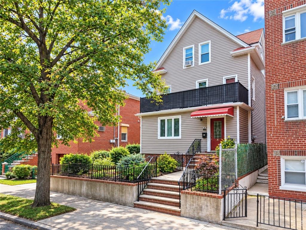 2064 West 10th Street Image 2