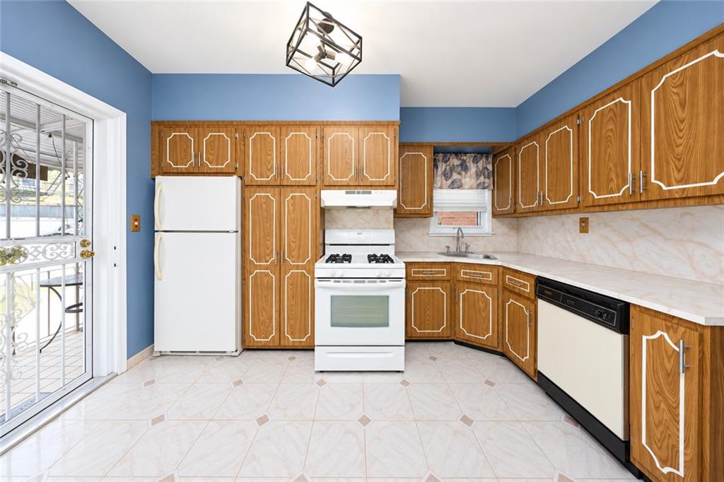 2064 West 10th Street, Brooklyn, New York, 11223 image 7