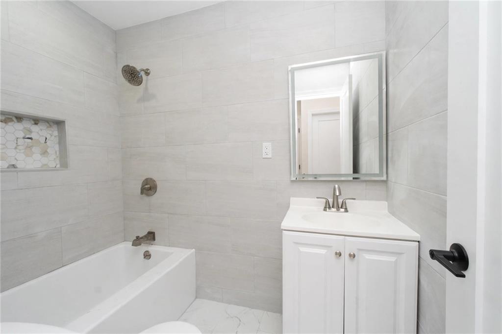 25 Wolkoff Lane NA, Staten  Island, New York, 10303 image 16