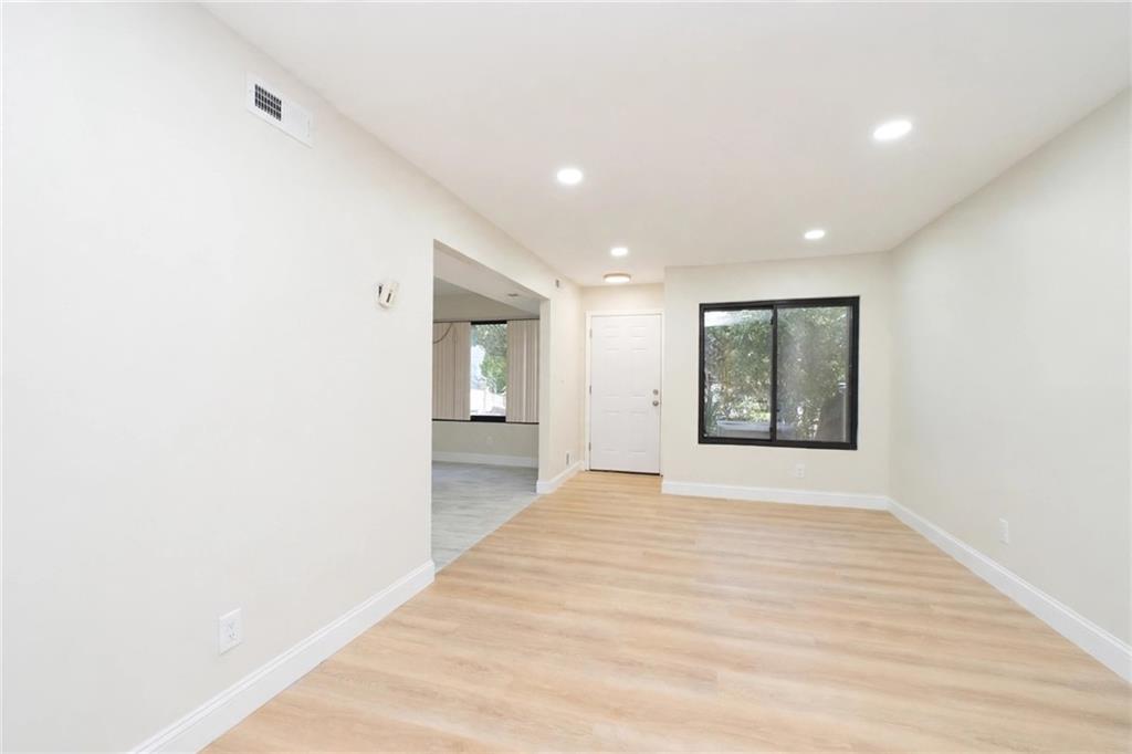 25 Wolkoff Lane NA Image 3
