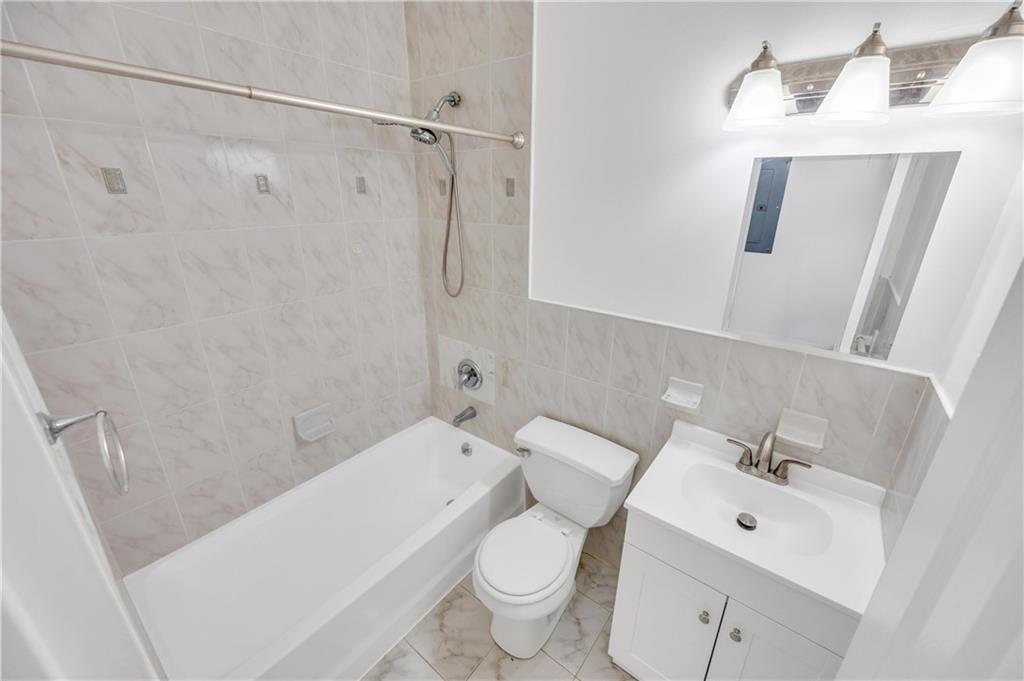 14014 Charles Lane, Springfield Gardens, New York, 11413 image 12