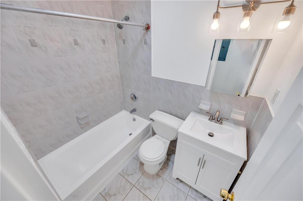 14014 Charles Lane, Springfield Gardens, New York, 11413 image 29