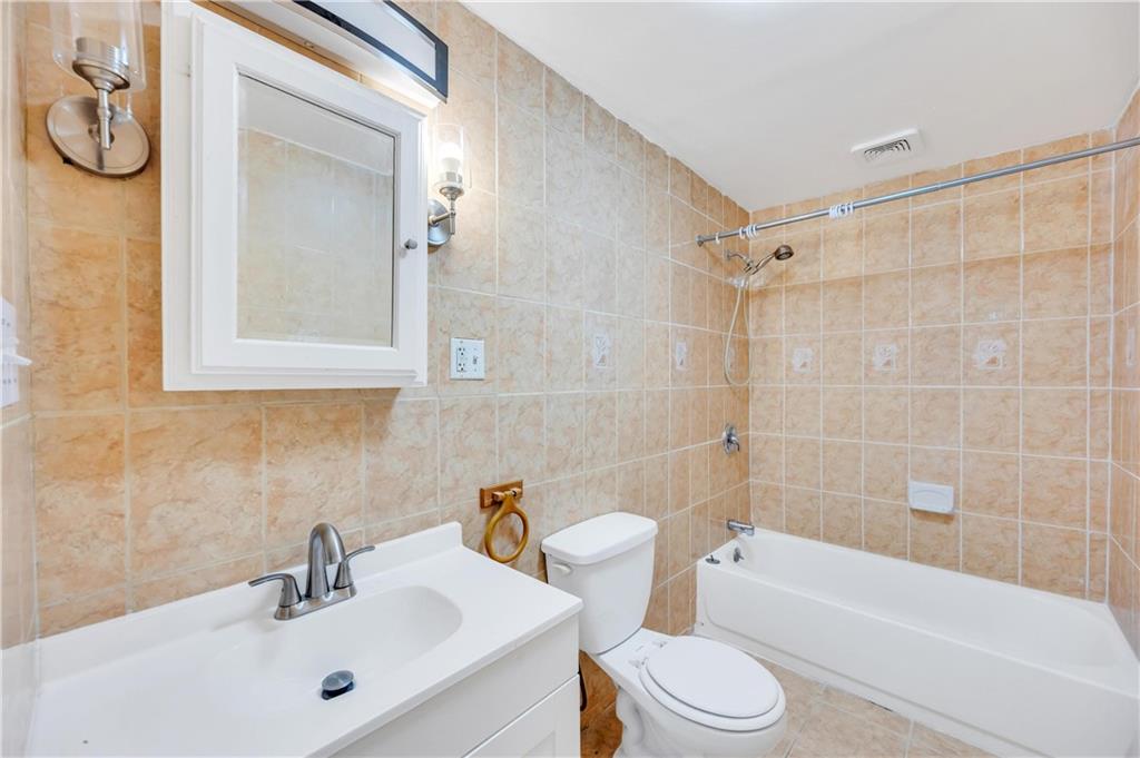 14014 Charles Lane, Springfield Gardens, New York, 11413 image 36