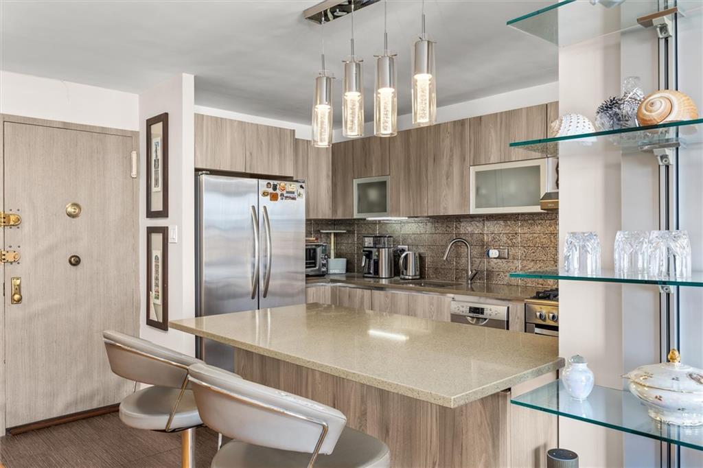 601 Surf Ave Bay 20B Image 3
