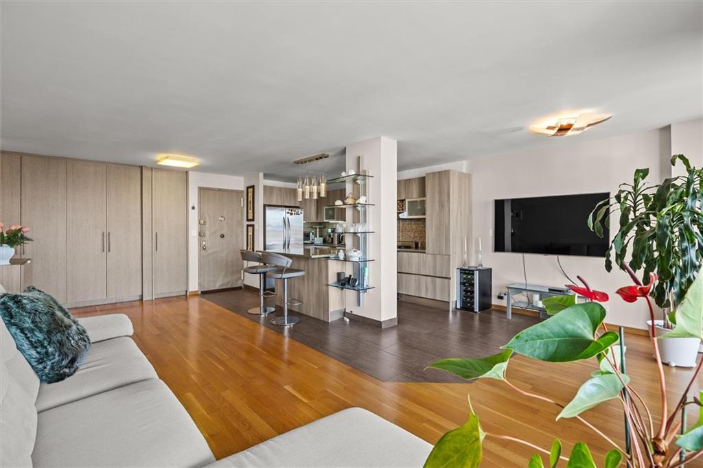 601 Surf Ave Bay 20B, Brooklyn, New York, 11224 image 9