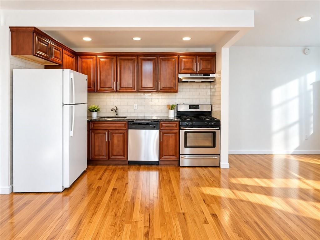 8895 26th Avenue 1A, Brooklyn, New York, 11214 image 8
