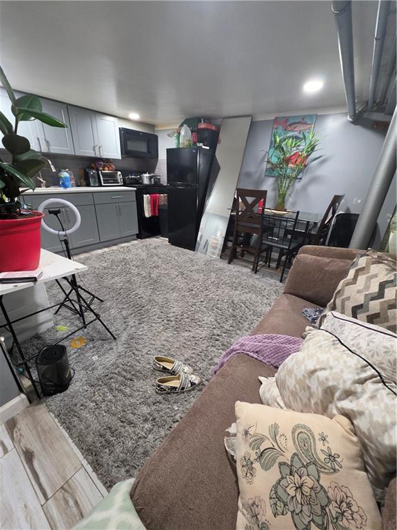 467 Atkins Avenue Image 2