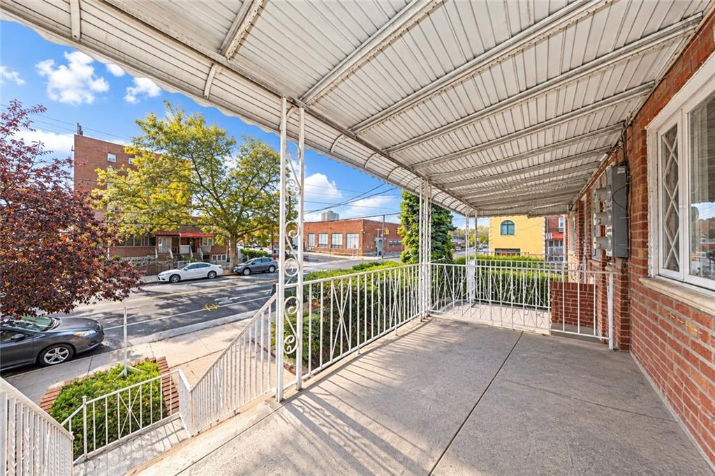 2505 Bath Avenue Image 5