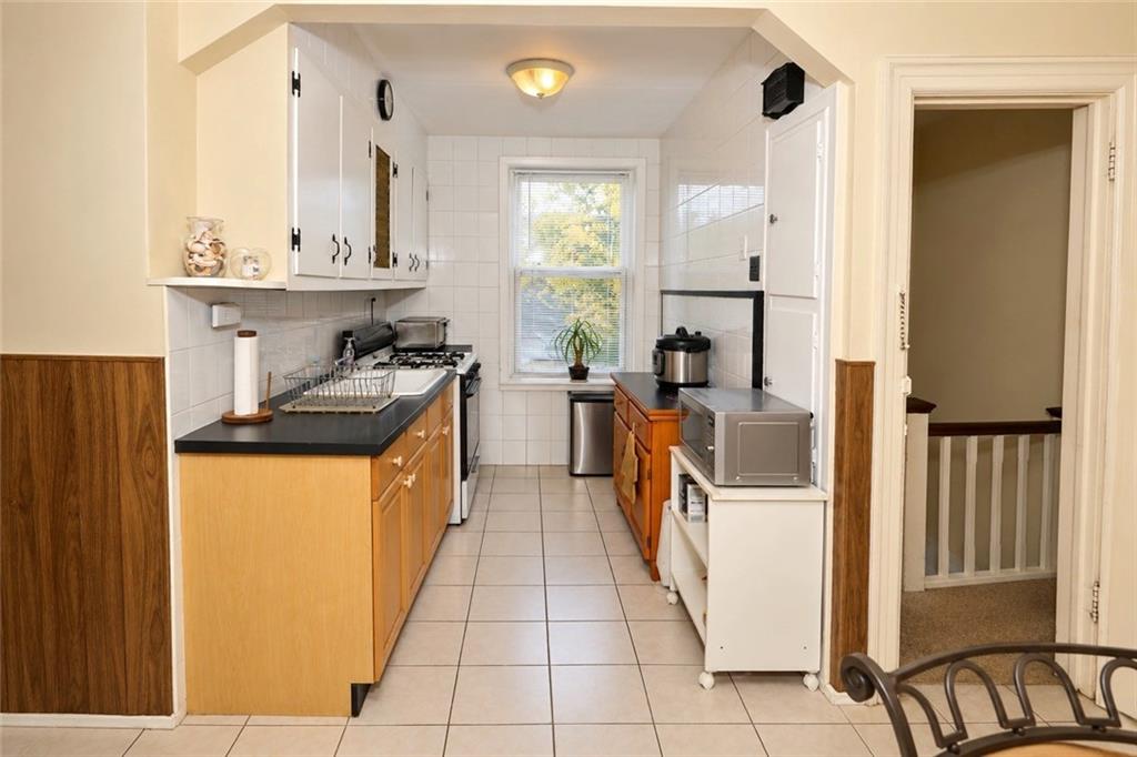 77 Stryker Street, Brooklyn, New York, 11223 image 17