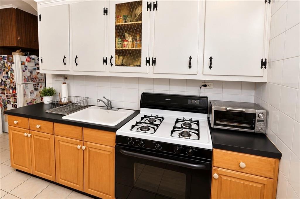 77 Stryker Street, Brooklyn, New York, 11223 image 22