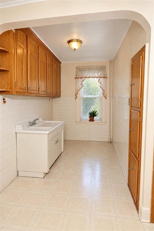77 Stryker Street Image 5