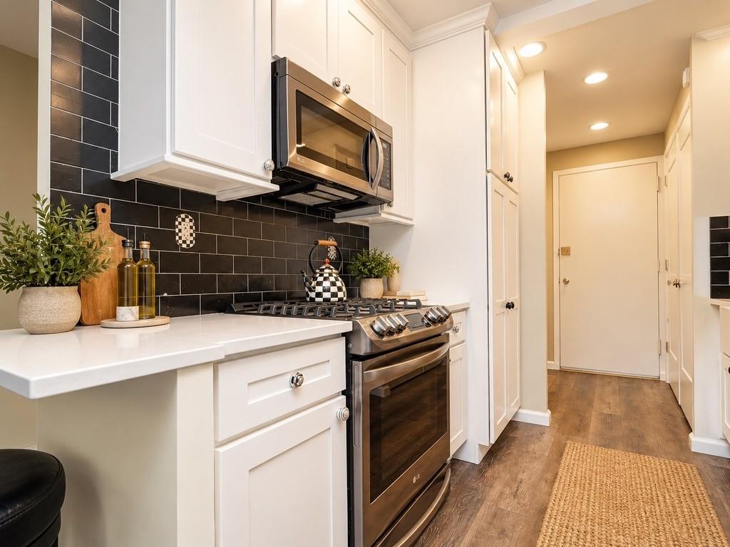 1100 Clove Road 3C, Staten  Island, New York, 10301 image 15