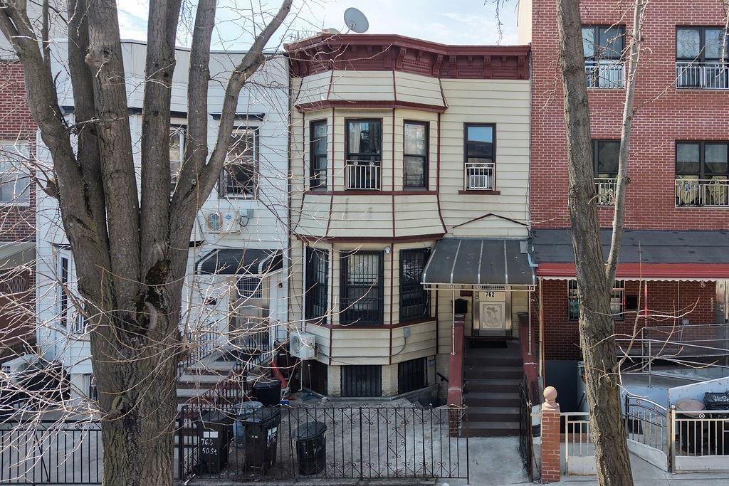 762 50th Street, Brooklyn, New York, 11220
