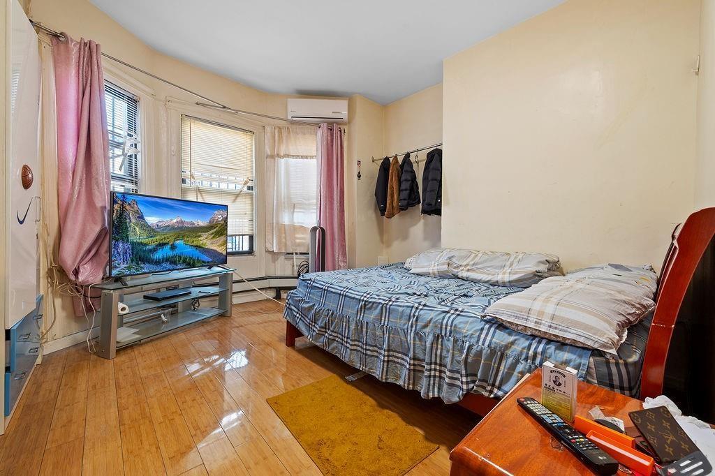 762 50th Street Image 2