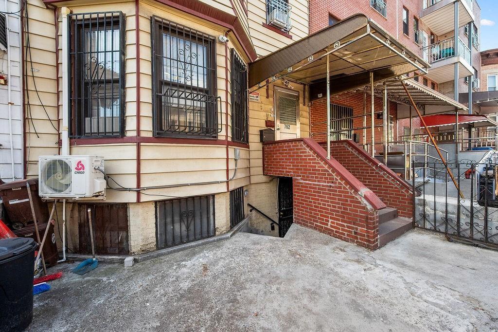 762 50th Street, Brooklyn, New York, 11220 image 21