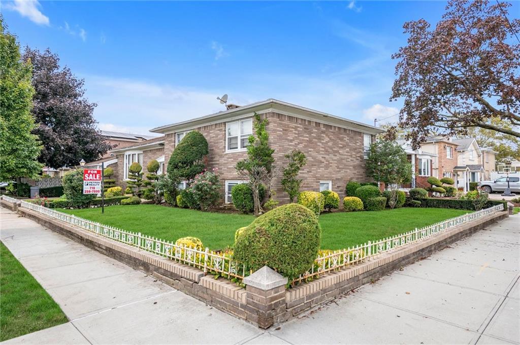 2277 East 72nd Street Image 3