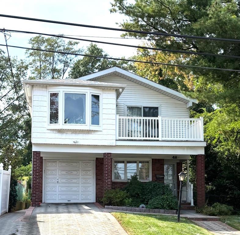 48 Rockwell Avenue Image 3
