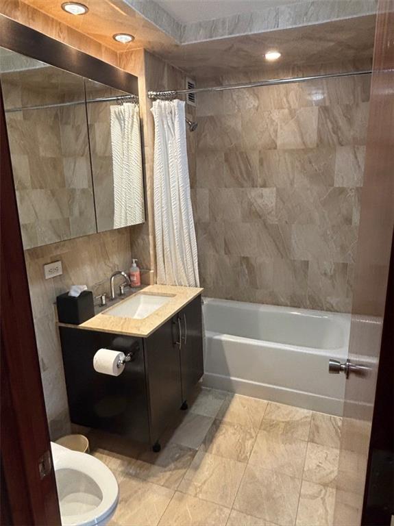 6833 Shore Road Road 4B, Brooklyn, New York, 11220 image 12