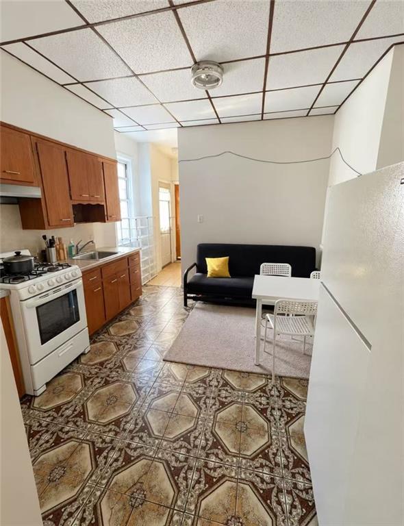 1852 70TH Street Image 2