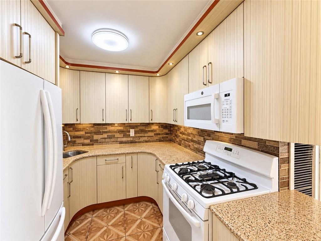 454 Raritan Avenue, Staten  Island, New York, 10305