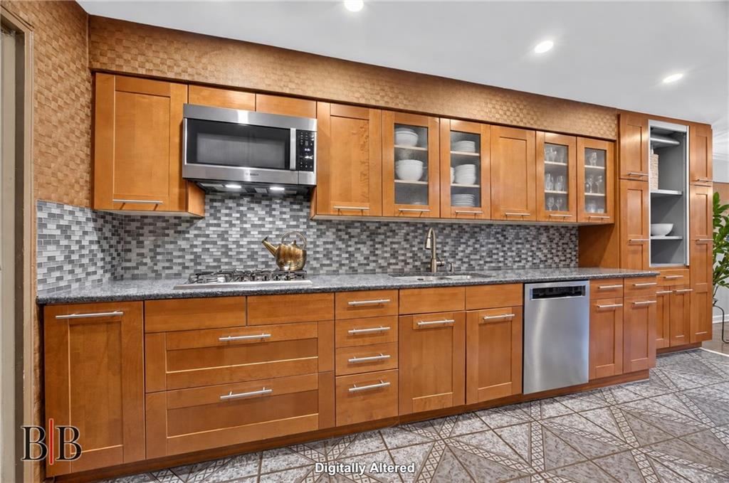 2078 Pearson Street, Brooklyn, New York, 11234 image 9