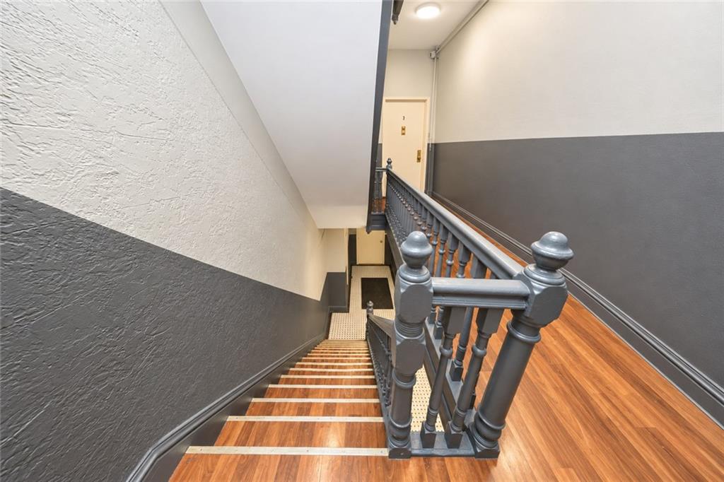 527 40th Street Image 2