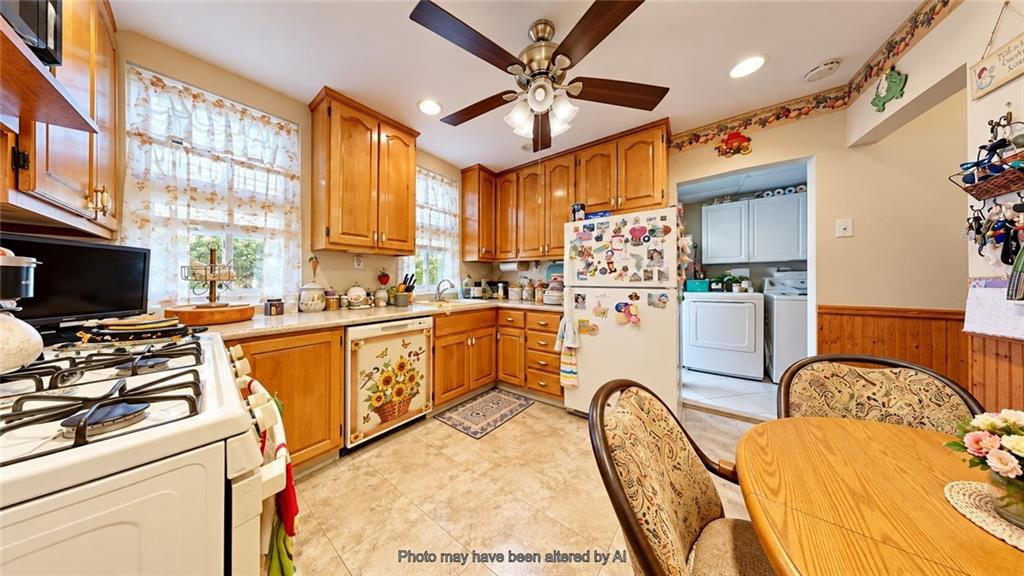2058 Coyle Street Image 5
