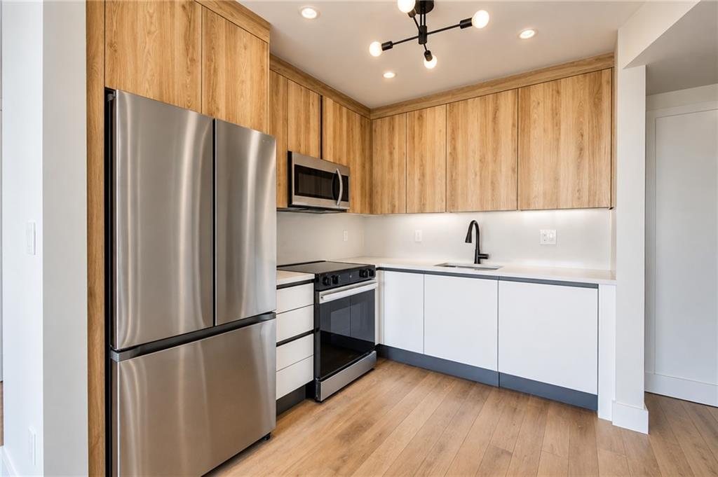 2518 Ocean Avenue 204 Image 2