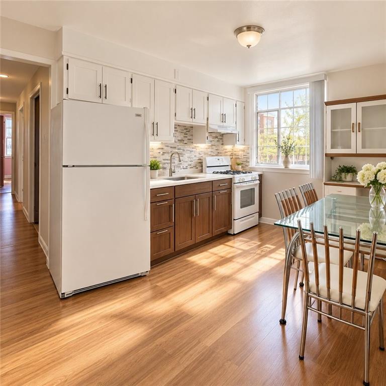 1652 West 8th Street Image 3