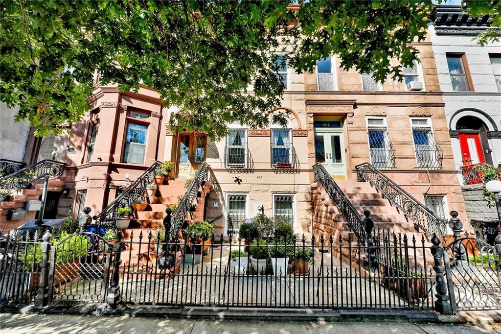 827 Hancock Street Image 5