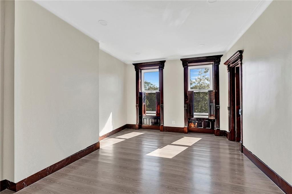 827 Hancock Street Image 3