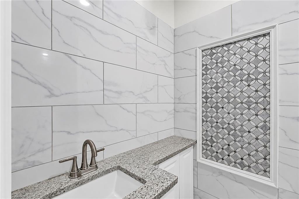 827 Hancock Street, Brooklyn, New York, 11233 image 10