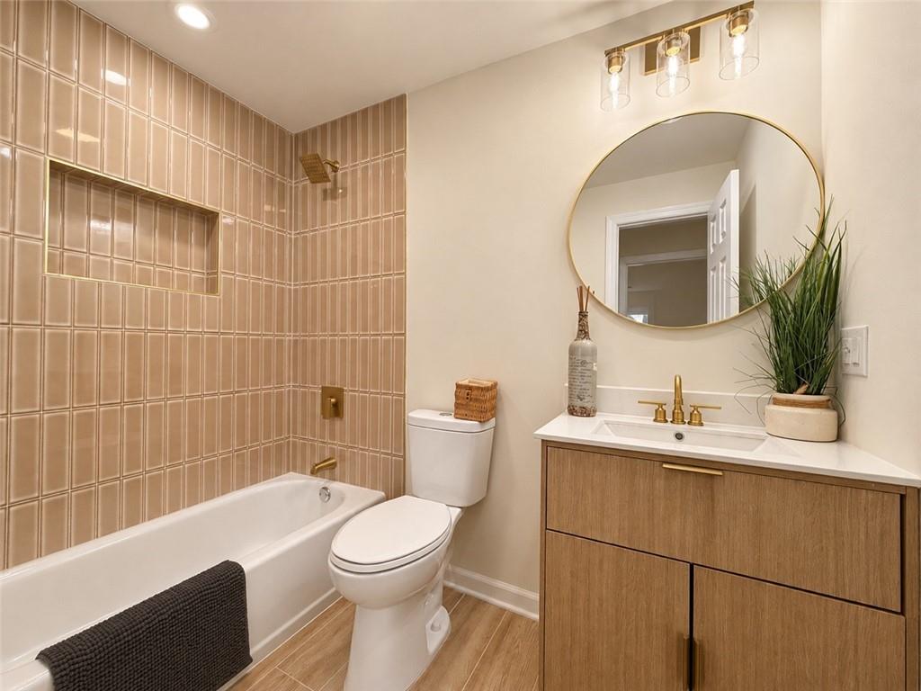 64 Timber Ridge Drive 64, Staten  Island, New York, 10306 image 7