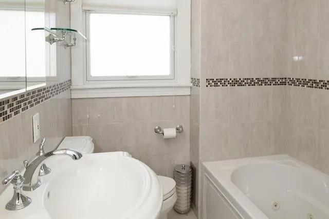 59 94th Street Image 2