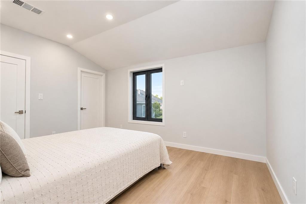 33 Keen Court Image 4