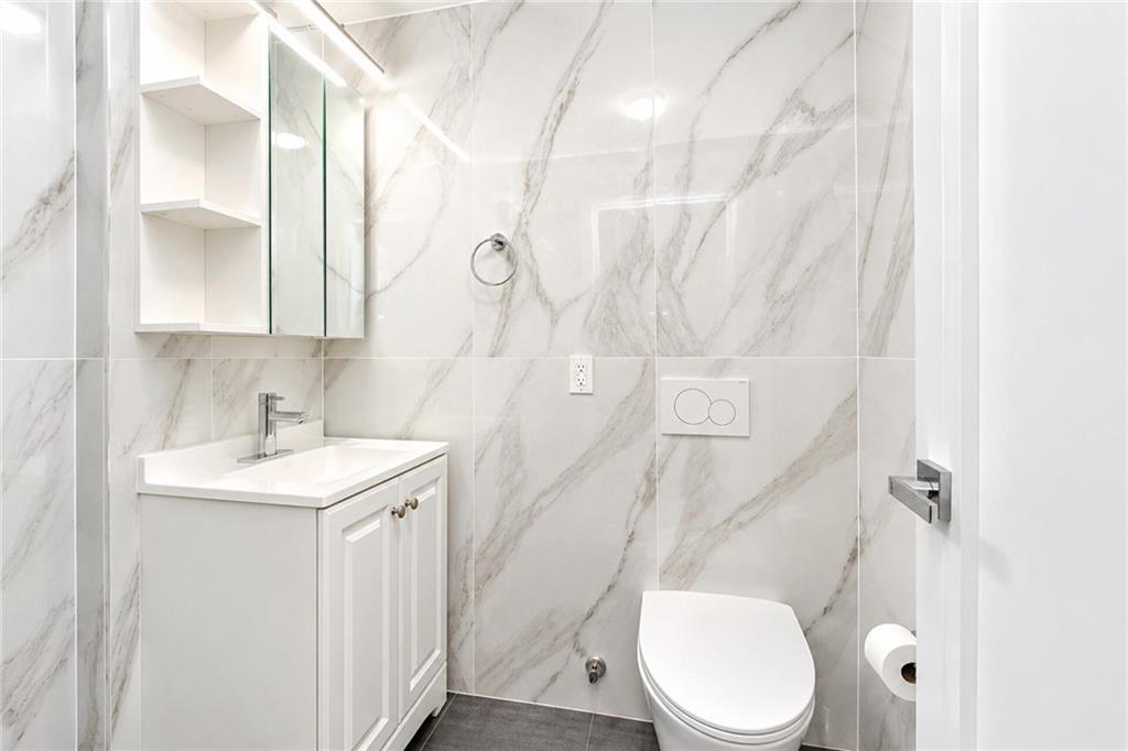33 Keen Court, Brooklyn, New York, 11229 image 39