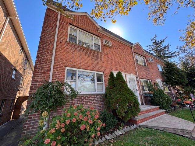 323 Bay 8th Street 1B Image 2