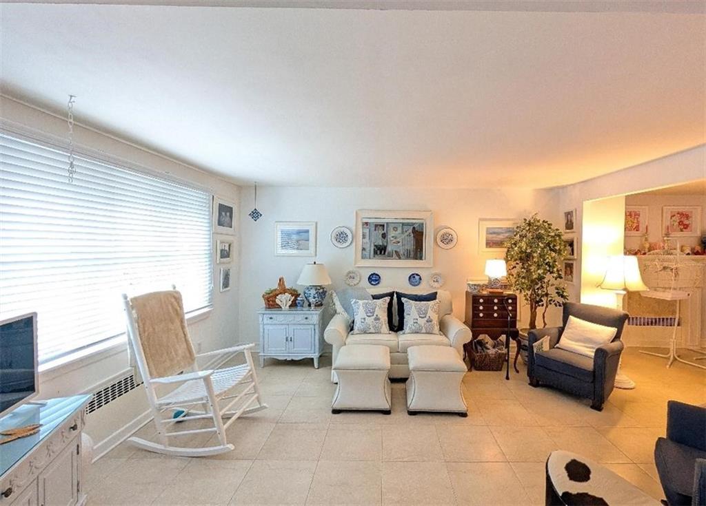 425 Beach 138th Street, Belle Harbor, New York, 11694