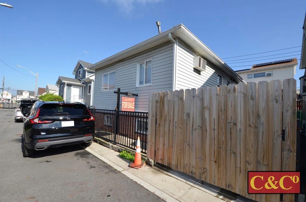 114 Frank Court Image 2