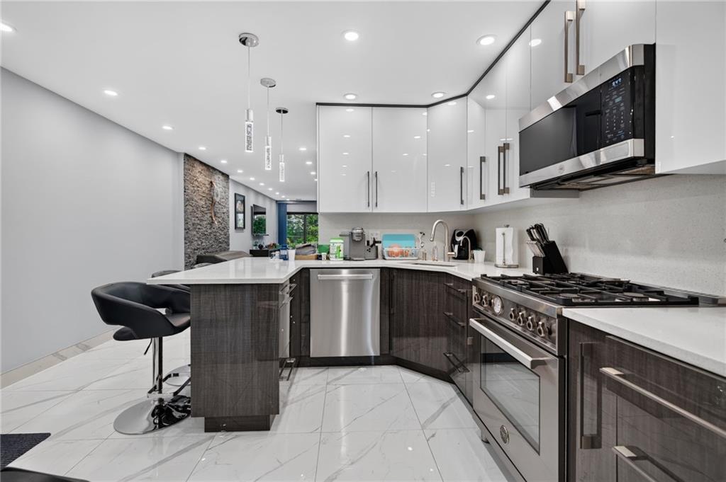 59 Stonegate Drive 1, Staten  Island, New York, 10304 image 14
