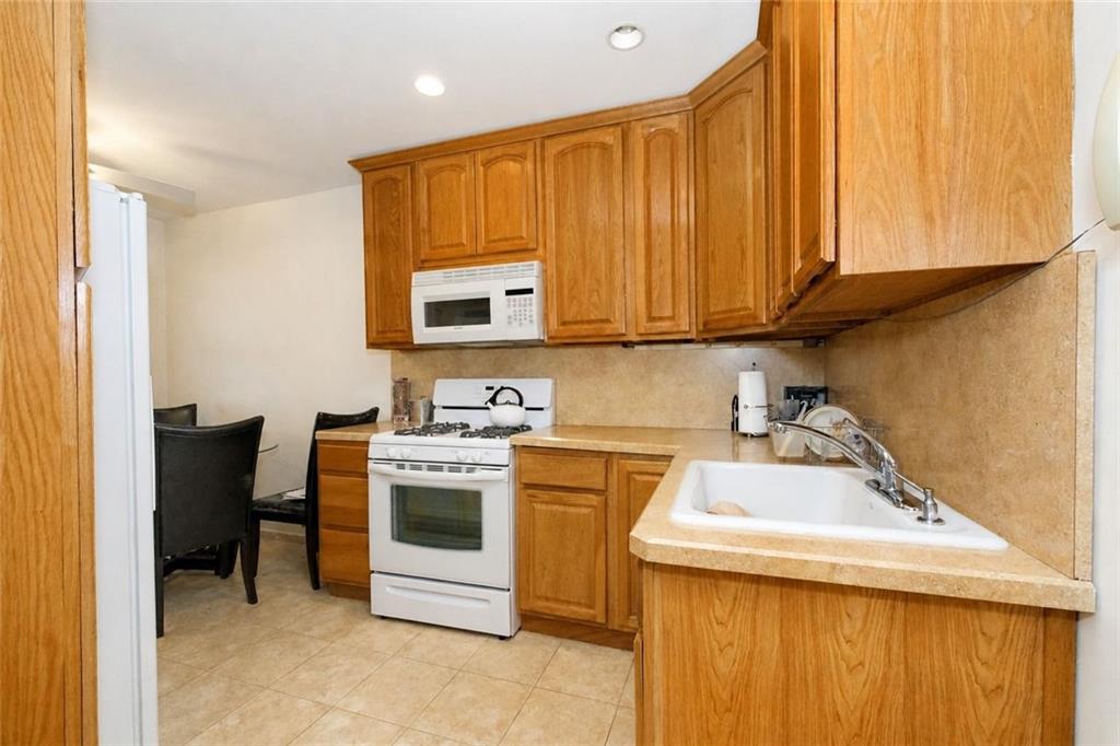 2260 East 60th Place, Brooklyn, New York, 11234 image 21
