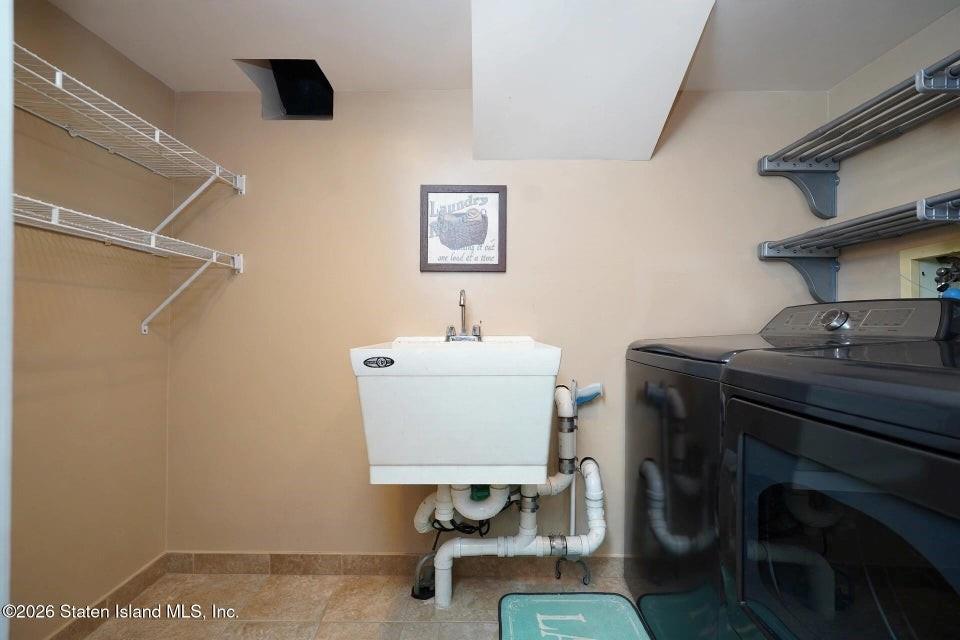 337 Thomas Street, Staten  Island, New York, 10306 image 24