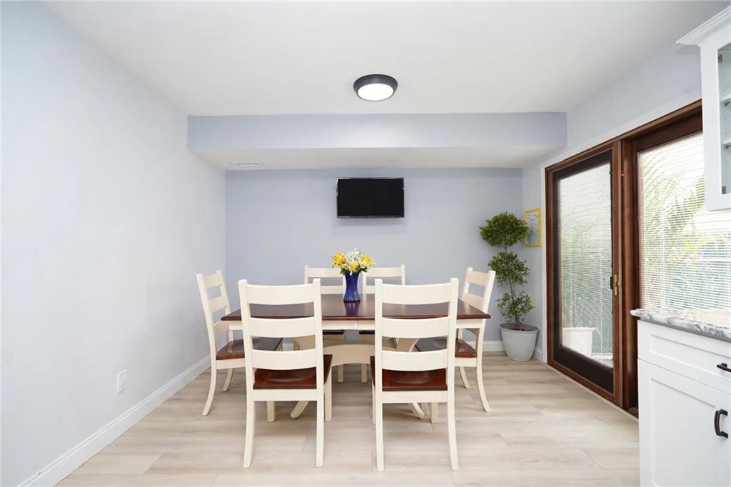 267 Rolling Hill Green 267, Staten  Island, New York, 10312 image 6