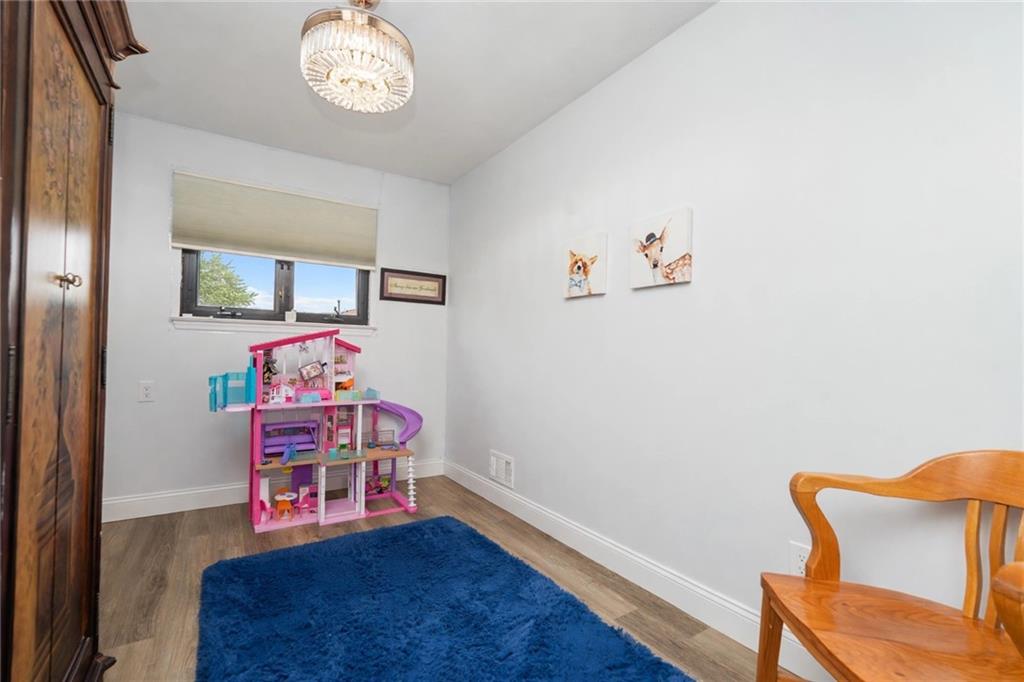 267 Rolling Hill Green 267, Staten  Island, New York, 10312 image 25