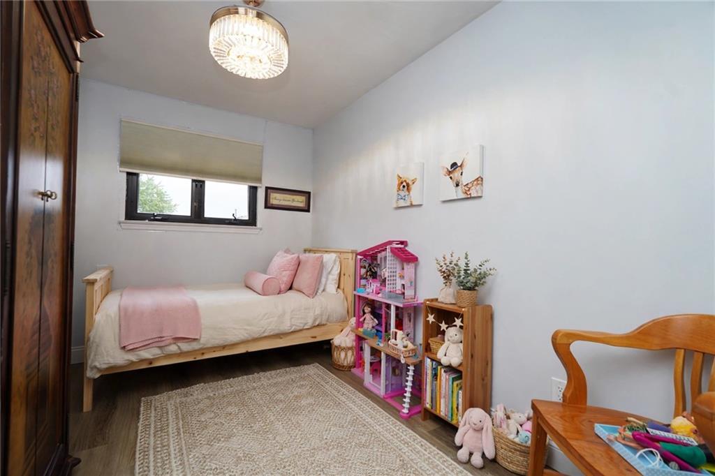 267 Rolling Hill Green 267, Staten  Island, New York, 10312 image 24