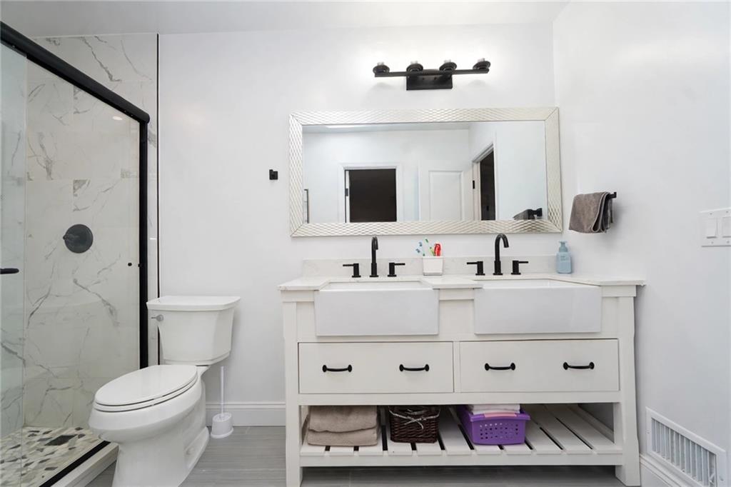 267 Rolling Hill Green 267, Staten  Island, New York, 10312 image 23